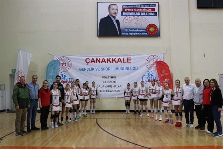 Voleybol Yıldızlar Kız Grup Yarışmaları