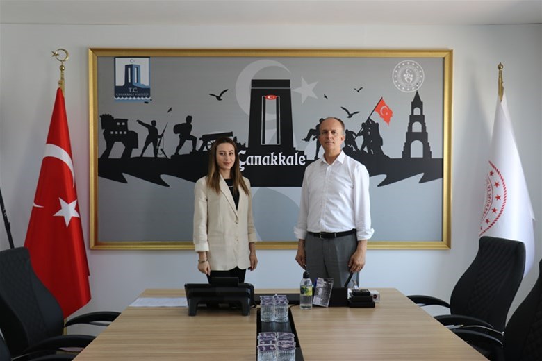 Kalkım Belediye Başkanı Zeynep Çelik, İl Müdürü Ömer Kalkan'ı Ziyaret Etti