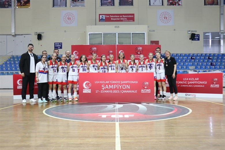 Türkiye Basketbol Federasyonu’nun (TBF) 2022-2023 sezonu Yurt İçi Faaliyetleri programı kapsamında Çanakkale’de düzenlenen U14 Kızlar Türkiye Şampiyon